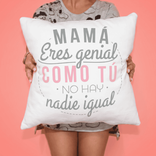 Funda de Cojín "Mamá, eres genial" – Confort con Mensaje